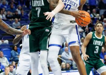 Mark Pope Reveals What Changed in Kentucky’s Blowout Win Over Loyola