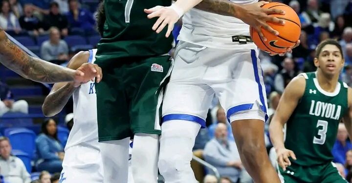 Mark Pope Reveals What Changed in Kentucky’s Blowout Win Over Loyola