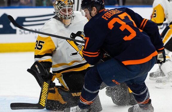 ‘Please Take Him!’ Penguins Fans Desperate to Send Jarry to Edmonton — Here’s Why